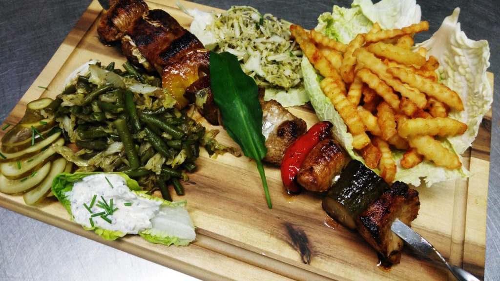 Ouzorexi grill fleisch griechenland